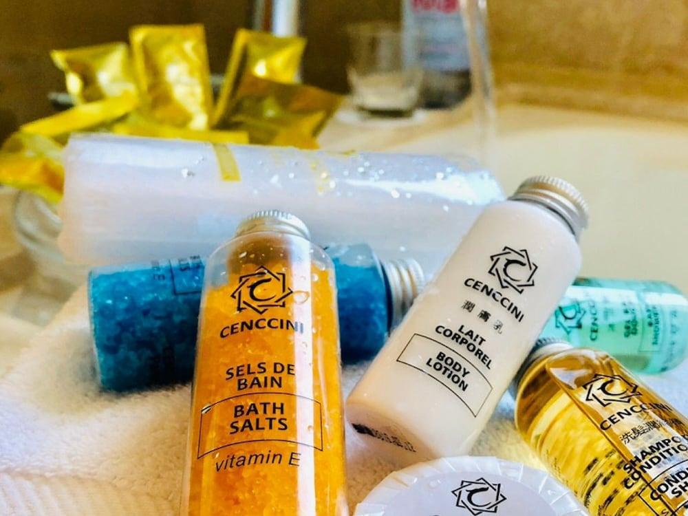 فندق ويندسور تايتشونغ المظهر الخارجي الصورة Cencchini products
