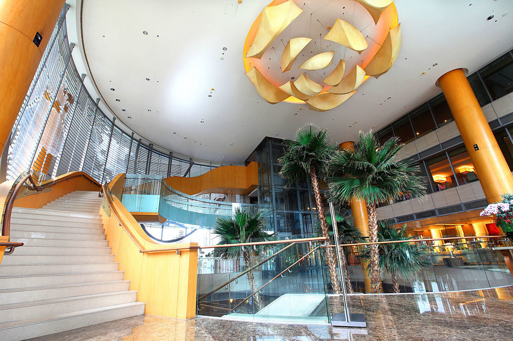 فندق ويندسور تايتشونغ المظهر الخارجي الصورة The lobby of the hotel
